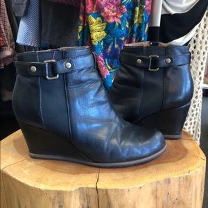 Susina genuine leather wedges